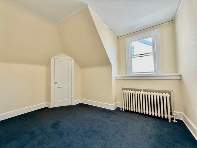 Photo - 57 Maple Ave