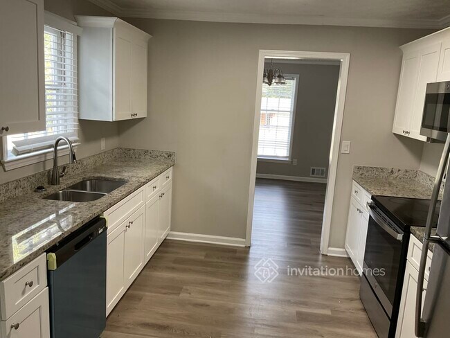 Photo - 6510 Edenfield Dr