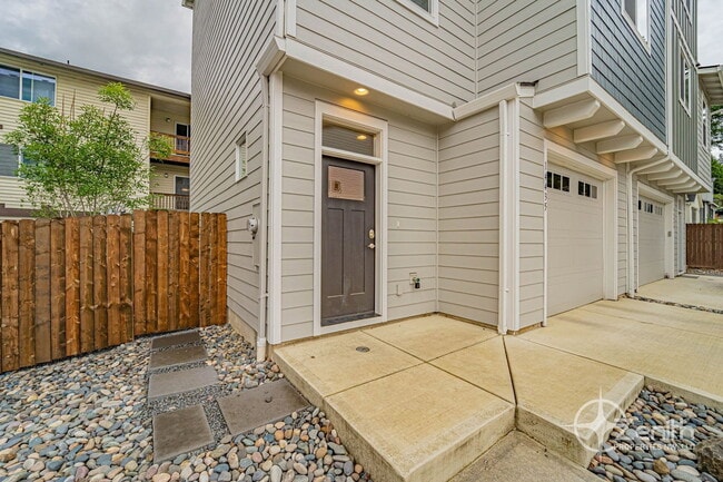 Photo - 14426 NE 22nd Ave