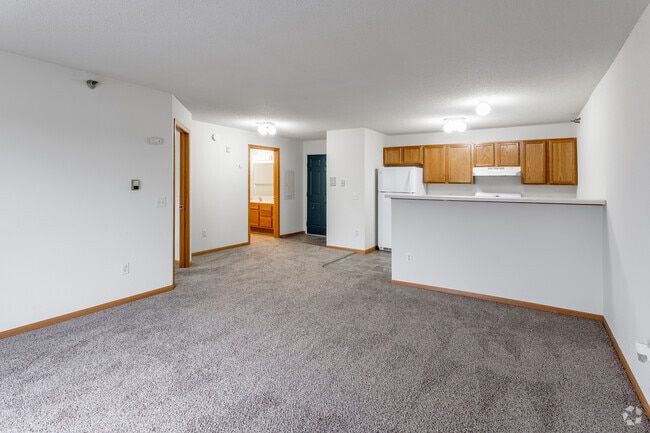 1BR, 1BA - 700SF - Living Room - Isanti Village I