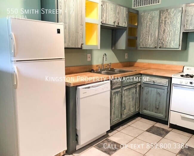 Building Photo - 550 Smith St Unit 7 Rental