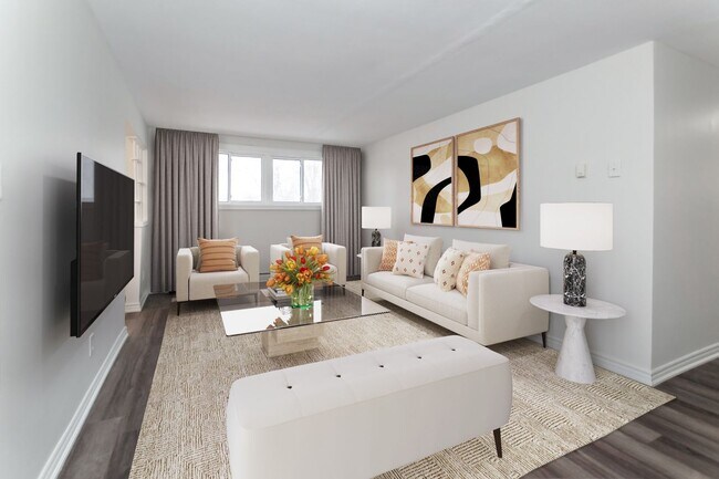 Photo - 716 Downie St