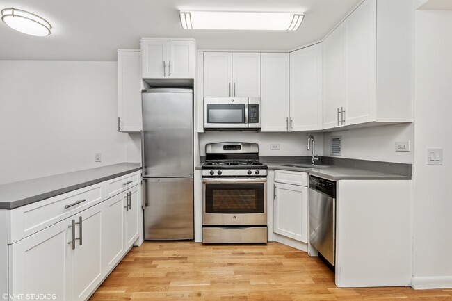Typical Studio residence shown - Gateway Battery Park City