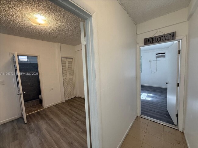 Photo - 552 NW 1st St Unit 3