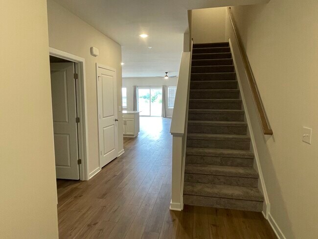 Photo - 47 Painters Wy