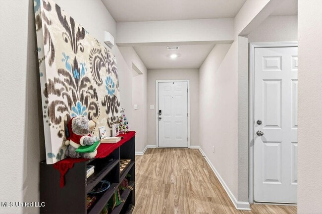 Photo - 1086 Enclave Cir