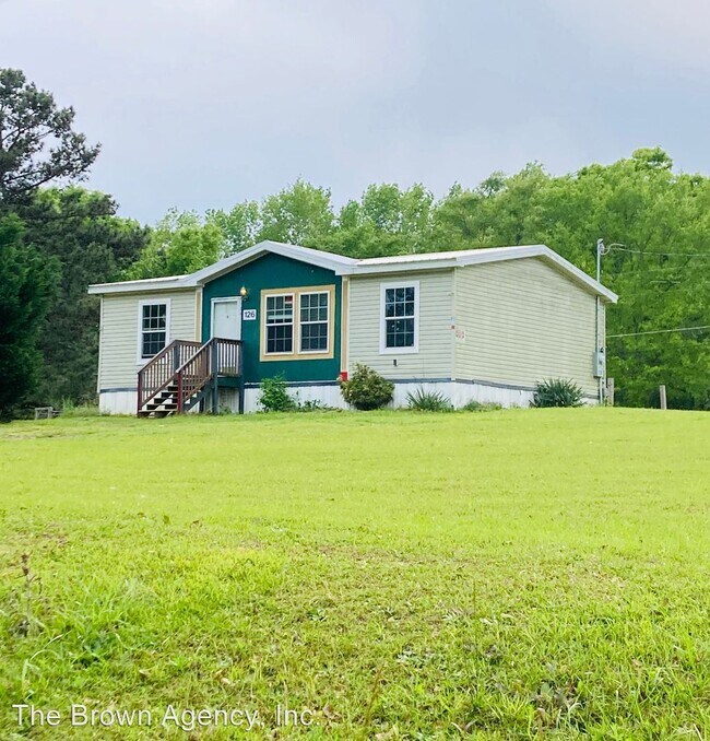 3 br, 2 bath House 126 Lee Road 706 Rental For Rent in Opelika, AL