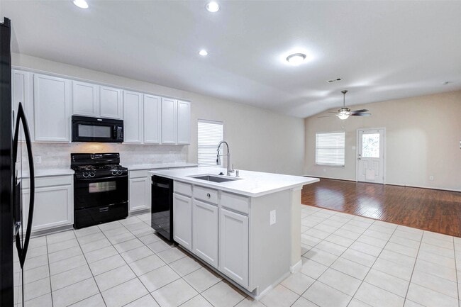 Photo - 24314 Courtland Oaks St
