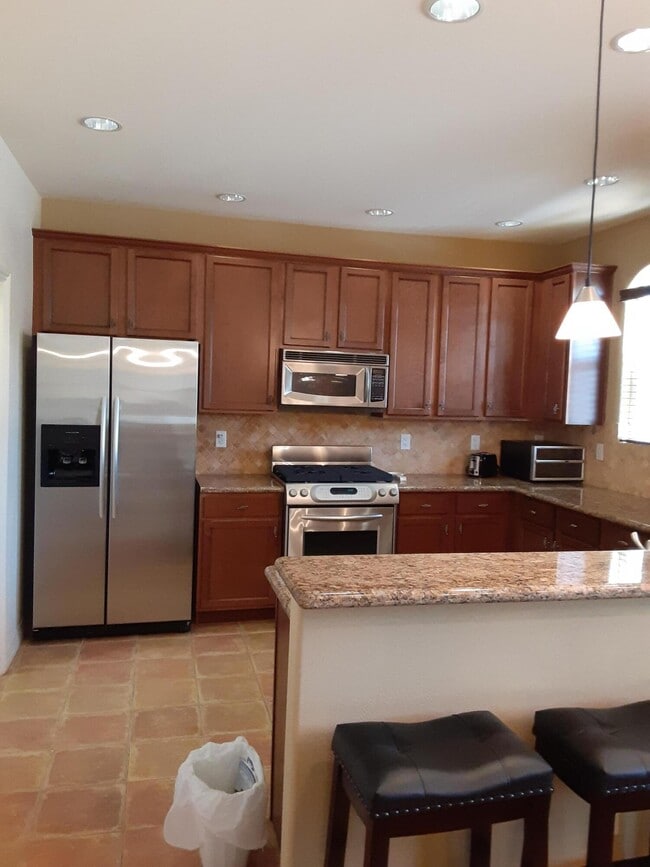Photo - 52430 Hawthorn Ct