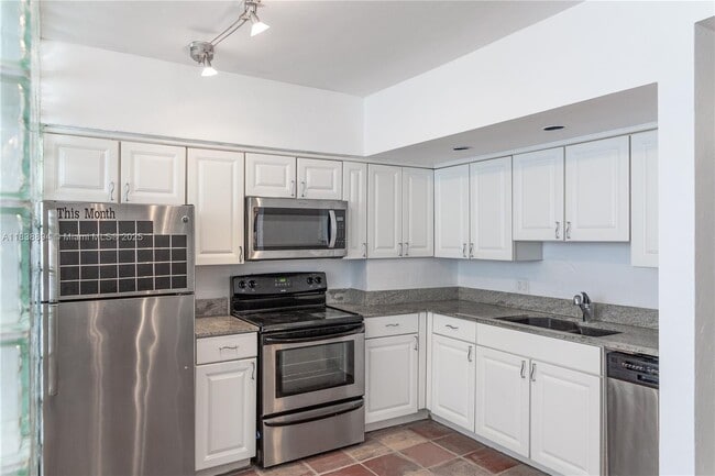 Photo - 1250 West Ave Condo Unit 8R