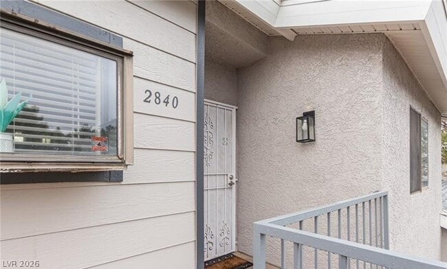 Building Photo - 2840 Blue Bonnet Dr Unit 0