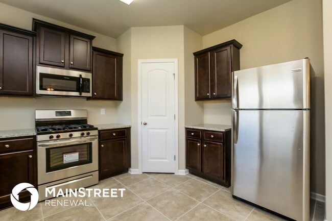 Photo - 106 Bradford Ct