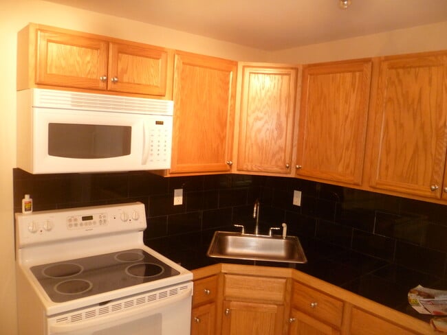 Photo - 302 Silver St Unit 304.5