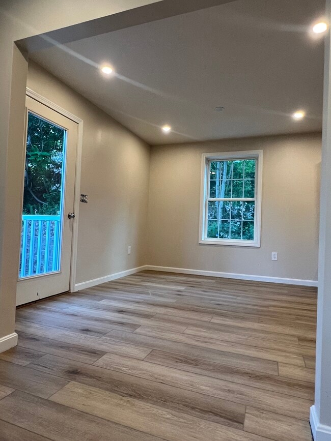 Photo - 43 Tonella Rd