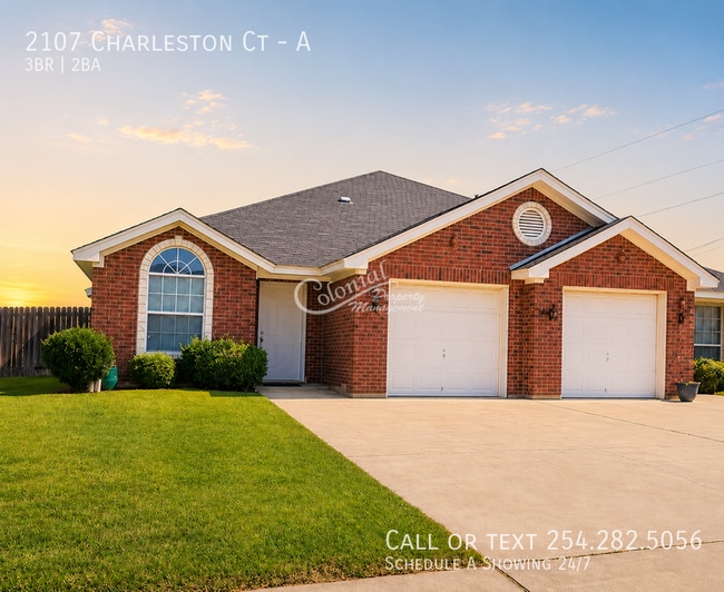 Building Photo - 2107 Charleston Ct Unit A