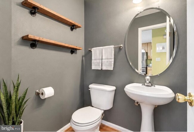 12431 Goa Pl