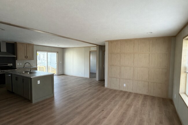 Photo - 48 Dusty Trail