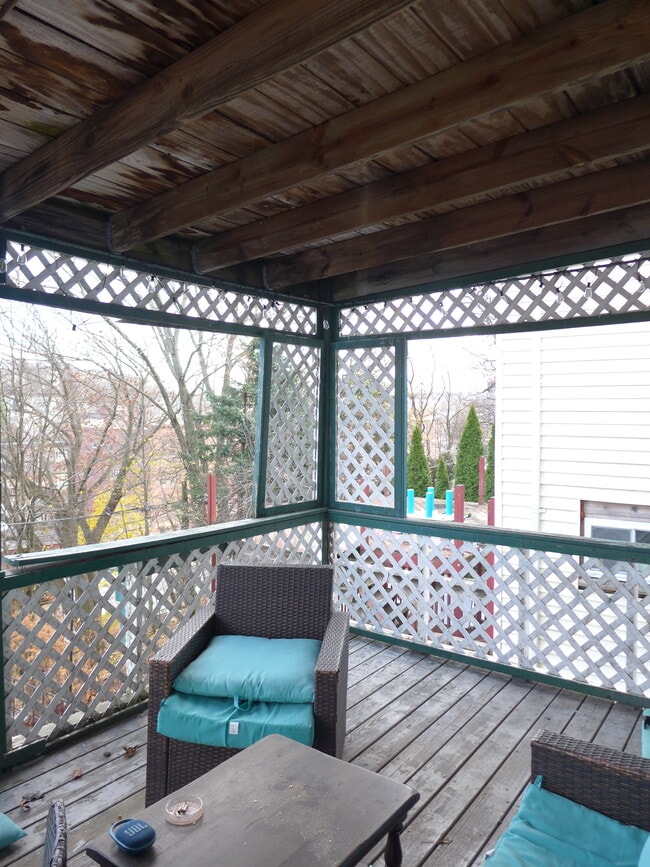 Photo - 822 Parker St Unit 1