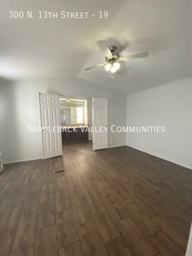 Photo - 300 N 13th St