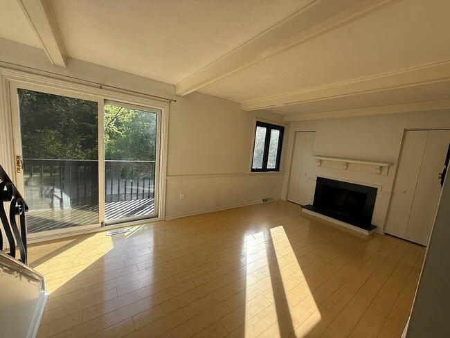 Sala de estar - 2816 Bingham Dr