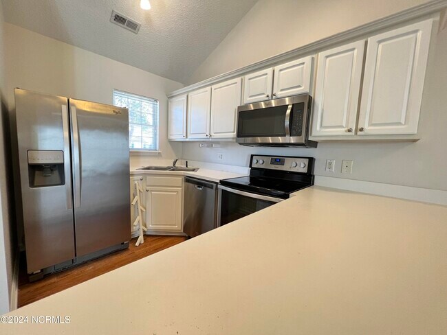 Photo - 3877 Merestone Dr