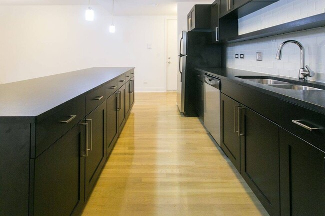 Photo - 5512 S. Hyde Park Boulevard