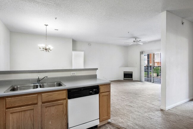Spacious & Bright Condos Located in Glen A... - Spacious & Bright Condos Located in Glen A... Unit 9600 Links Way  K