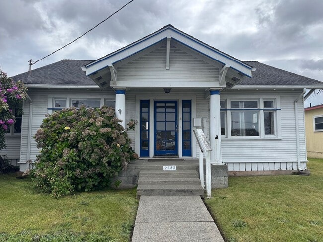 Henderson Center! 2 /1 in the heart of Hen... - Henderson Center! 2 /1 in the heart of Hen... House