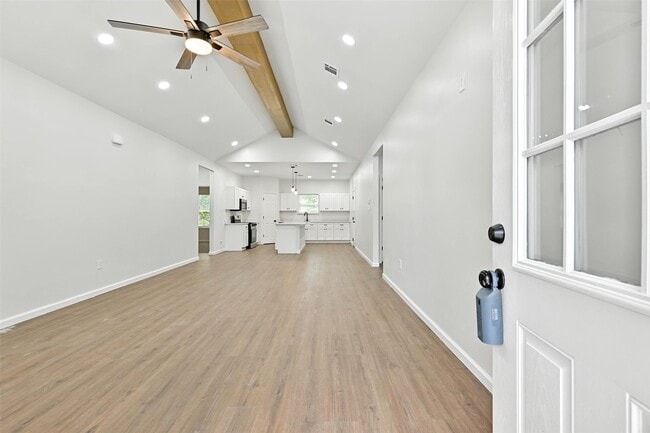 Photo - 6109 Woodrow St