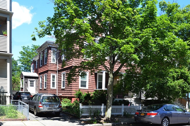 Photo - 39 Gorham St Unit 2