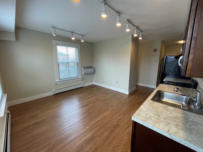 Kitchen/Living Room
