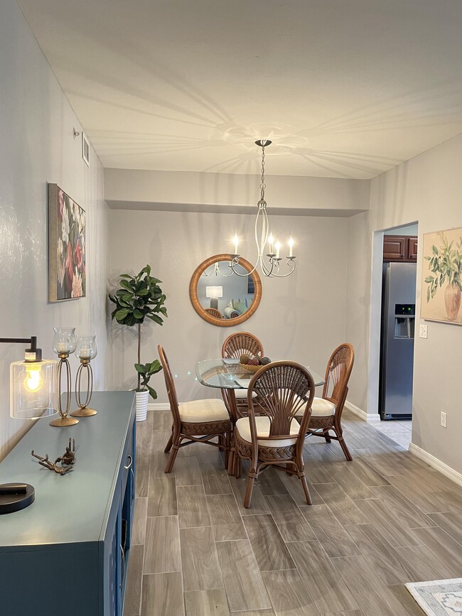 Building Photo - 2628 Somerville Loop Rental