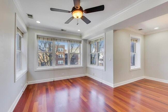 Photo - 4331 N Sacramento Ave