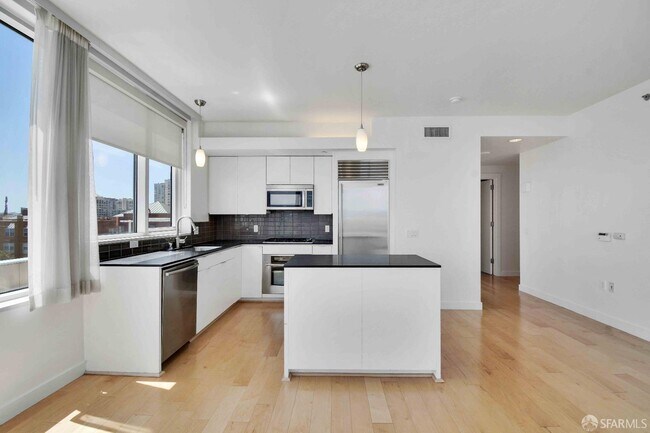 Photo - 501 Beale St