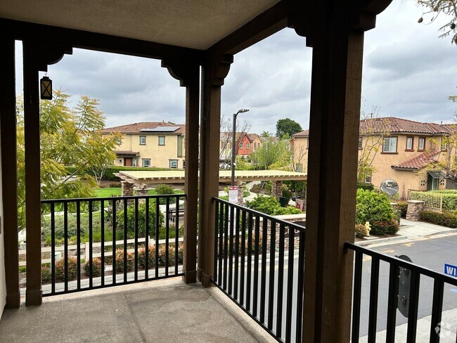 Building Photo - Modern Comfort Meets Classic Charm – 4BR H... Rental