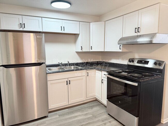 Photo - 10135 106th Ave N