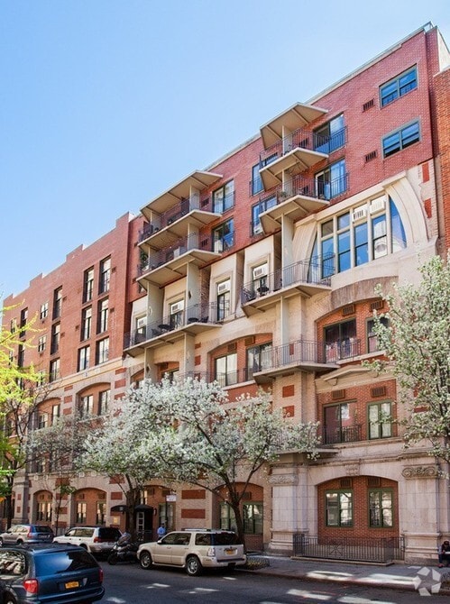 Building Photo - 210-220 East 22nd Street Unit 220-2R Rental