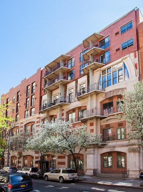 210-220 East 22nd Street - 210-220 East 22nd Street Apartment Unit 220-2R