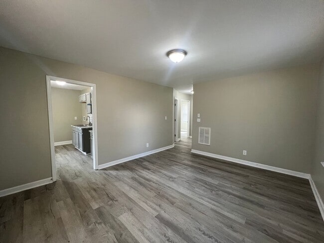 Photo - RENOVATED 3 Bd 1 Ba Home In University Park