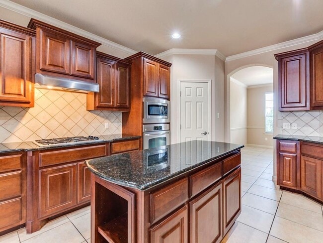 Photo - 205 Choke Canyon Ln