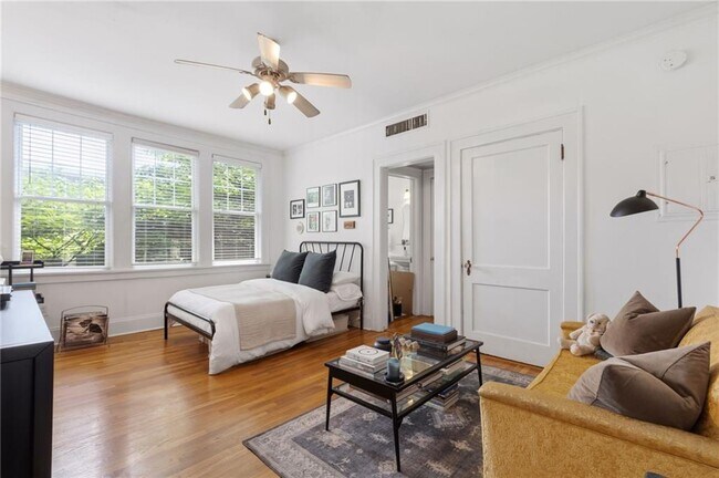 Photo - 741 Frederica St NE Unit 17