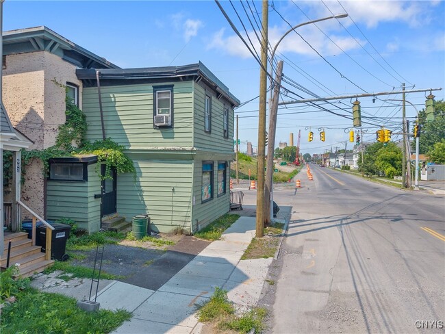 Photo - 600 Burnet Ave