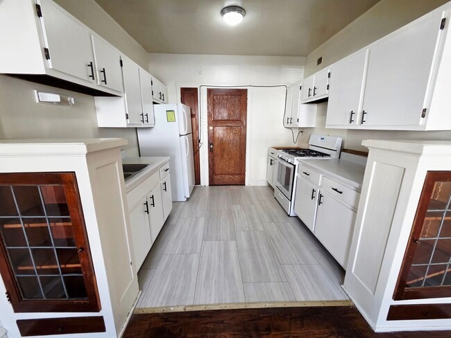 Photo - 1013 E Center St Unit 4