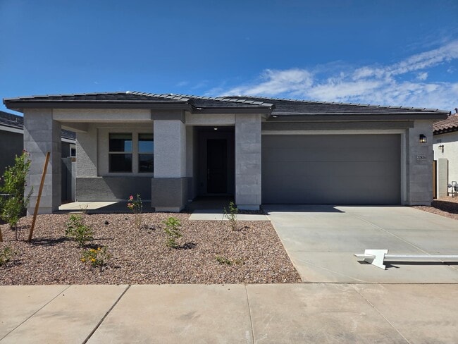 Building Photo - 22816 E Roundup Way