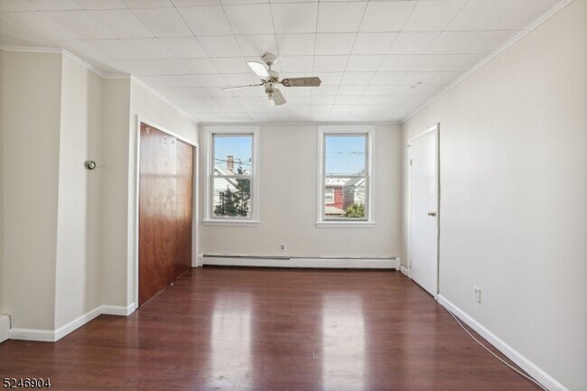 Photo - 416 Walnut St Unit 2