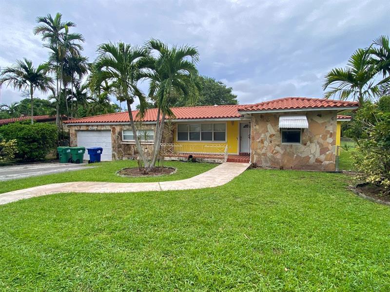 Photo - 14131 NW 3rd Ave Unidad C