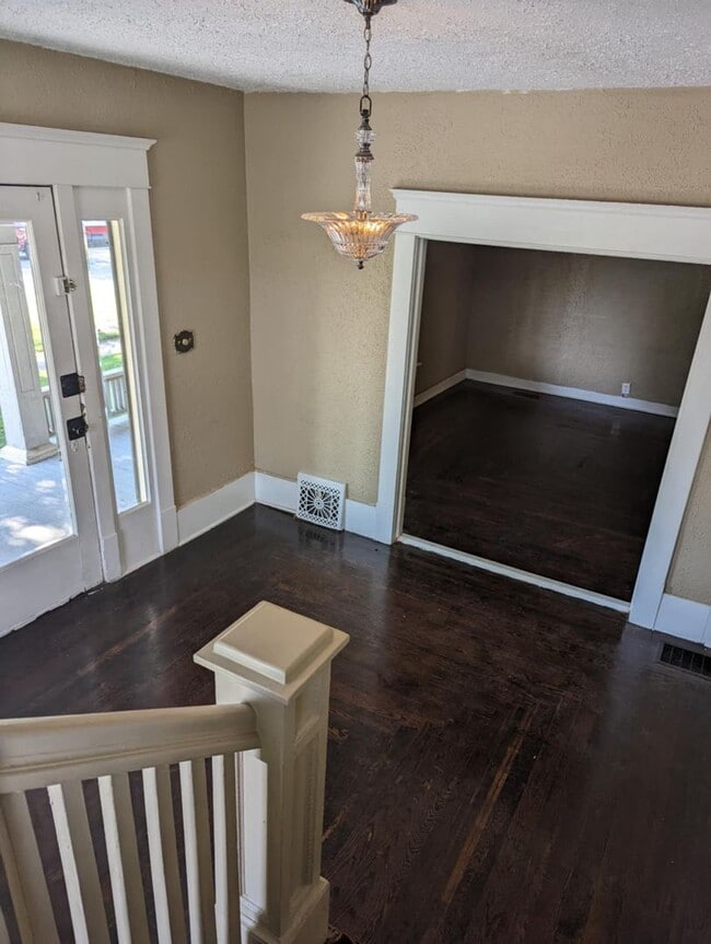 Photo - Charming 4-Bedroom Home Near Downtown & Kellogg