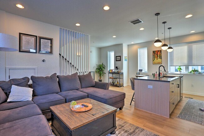 Photo - 3101 W 47th Ave