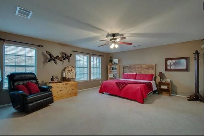 Photo - For Rent: Beautiful 3 Bedroom Home in Red Oak, TX!