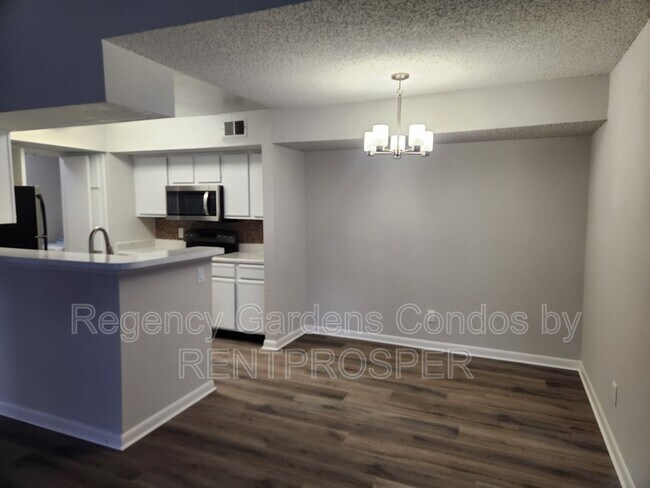 Photo - 5587 Devonbriar Way Unit 201